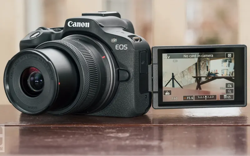 Canon EOS R50