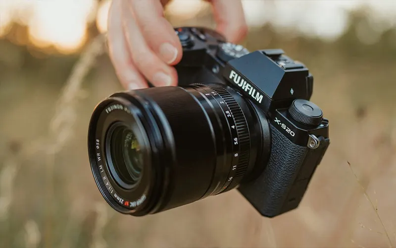 Fujifilm X-S20